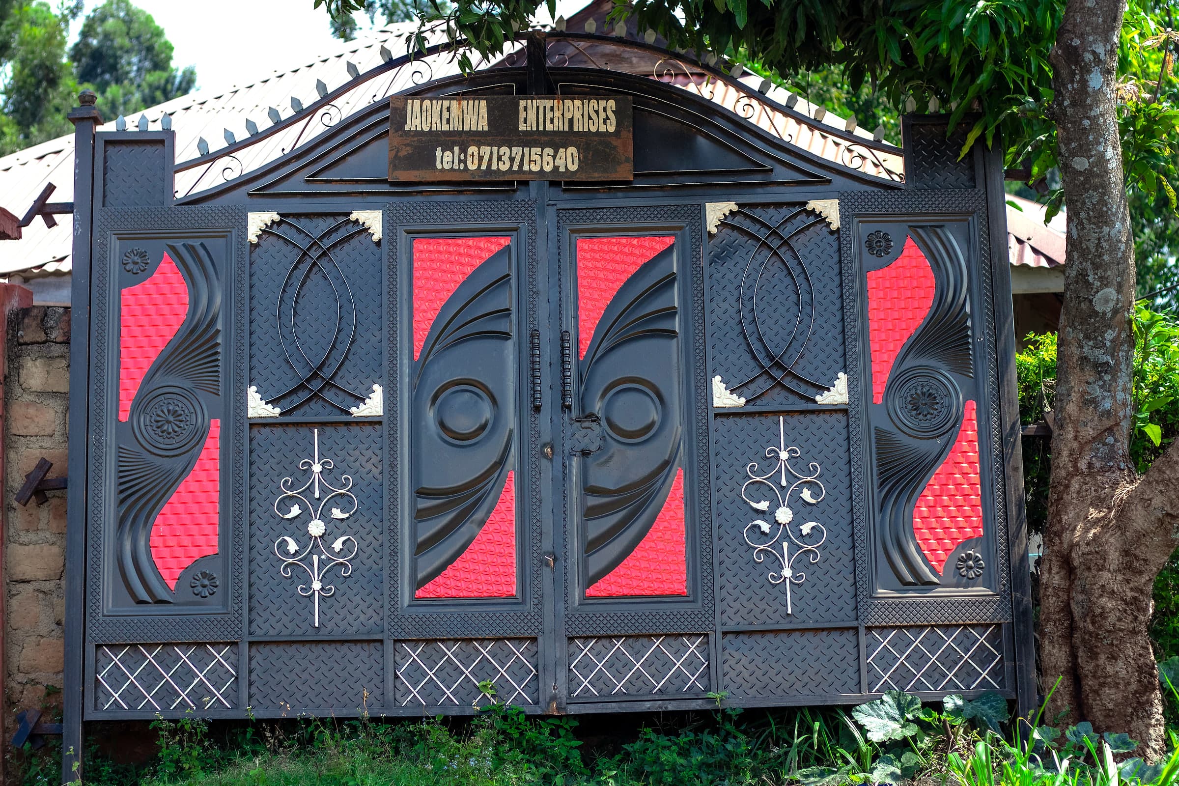 Black & Red Scrollwork Compound Gate