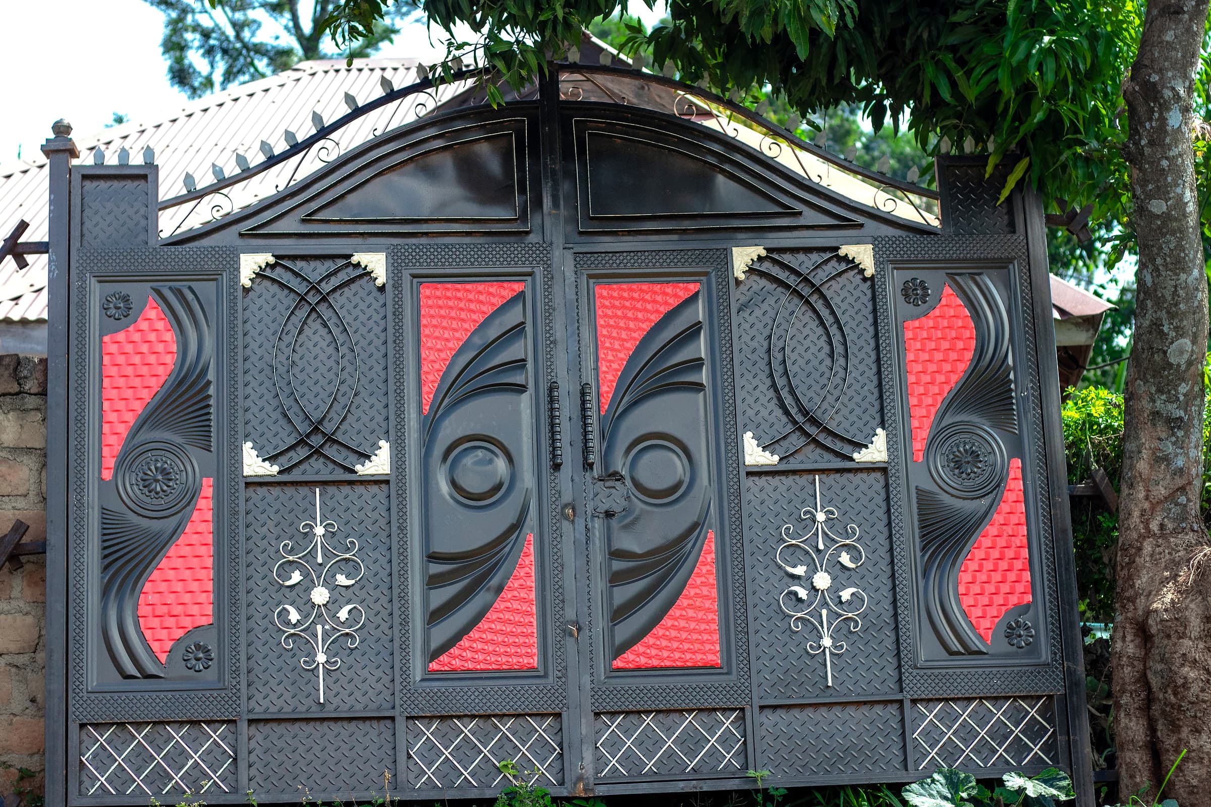 Black & Red Scrollwork Compound Gate, Installed