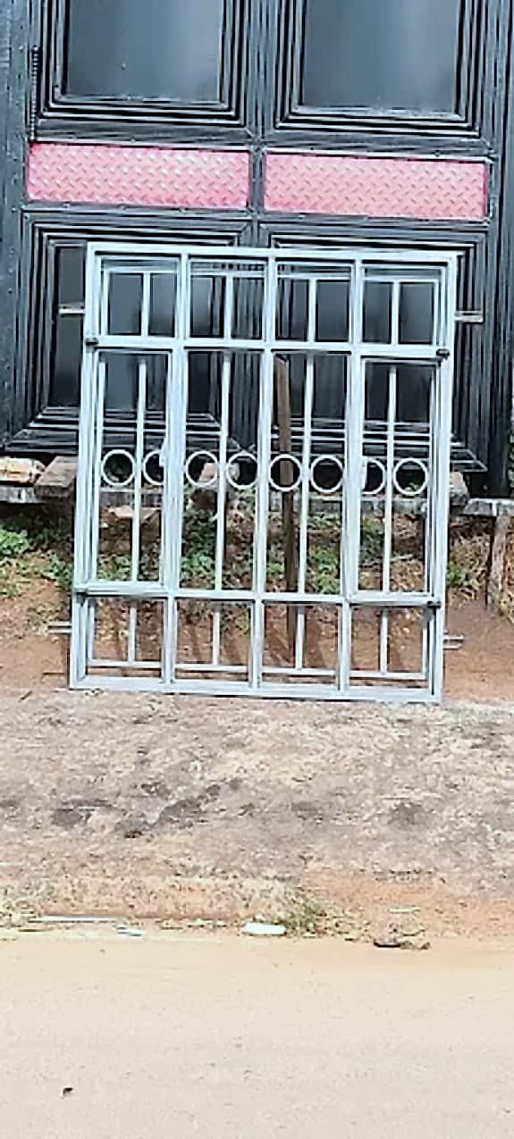 Fitted Window Grills with Ring Detail